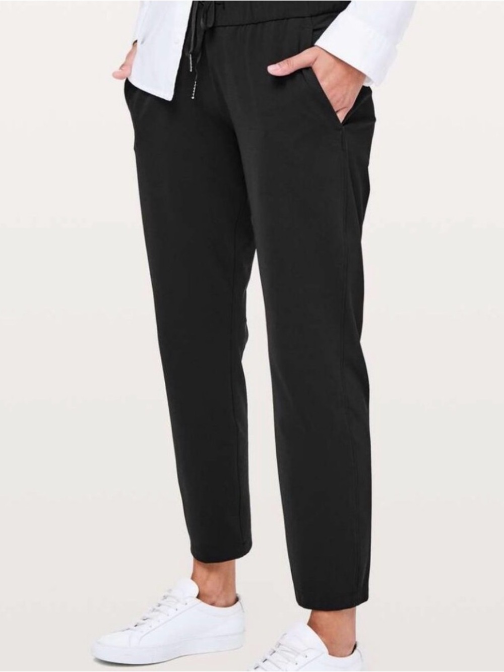Lululemon On the Fly Pants 28”, Sz 4